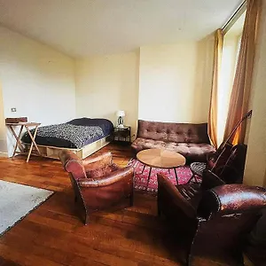 Ermitage-appartement - Buttes Chaumont Appartement